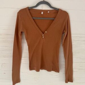 KOTN | Holt Renfrew| Size XS/S | Henley Long Sleeve – Burnt Orange Tan